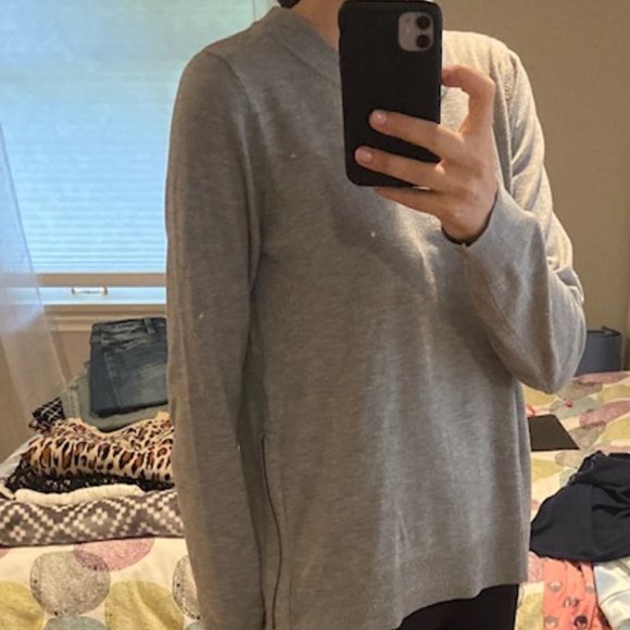 Sweater - Picture 2 of 3